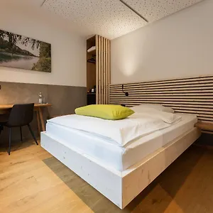 Nah Dran Aparthotel